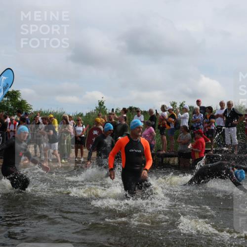 21.06.2026 - Viking Triathlon Michael Strokosch http://msf.ph/oto/9820941 21.06.2026 10:02:56 Schwimmen 20, 64, 73, 111, 171, 219, 233, 315, 395, 407, 475, 530, 546, 553, 634 meine-sportfotos.de