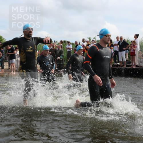 21.06.2026 - Viking Triathlon Michael Strokosch http://msf.ph/oto/9820955 21.06.2026 10:03:01 Schwimmen 64, 80, 82, 111, 199, 219, 233, 395, 407, 475, 530, 545, 546, 612, 634 meine-sportfotos.de