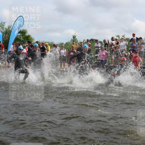 21.06.2026 - Viking Triathlon Michael Strokosch http://msf.ph/oto/9820960 21.06.2026 10:03:04 Schwimmen 49, 80, 82, 199, 200, 233, 348, 356, 395, 404, 407, 475, 545, 546, 612 meine-sportfotos.de