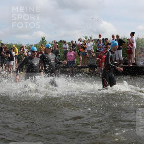 21.06.2026 - Viking Triathlon Michael Strokosch http://msf.ph/oto/9820964 21.06.2026 10:03:05 Schwimmen 49, 80, 82, 199, 200, 233, 348, 356, 395, 404, 407, 475, 545, 546, 612 meine-sportfotos.de