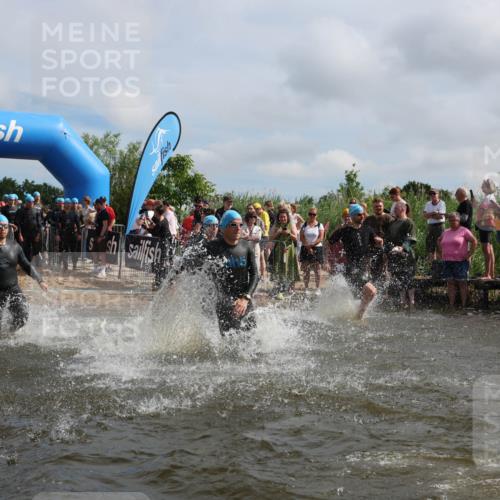 21.06.2026 - Viking Triathlon Michael Strokosch http://msf.ph/oto/9820971 21.06.2026 10:03:09 Schwimmen 49, 68, 80, 82, 170, 199, 200, 208, 348, 352, 356, 404, 467, 545, 612 meine-sportfotos.de