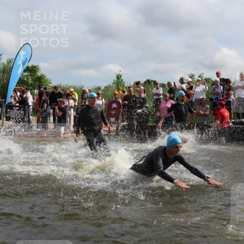 21.06.2026 - Viking Triathlon Michael Strokosch http://msf.ph/oto/9820974 21.06.2026 10:03:10 Schwimmen 49, 68, 80, 82, 170, 199, 200, 208, 348, 352, 356, 404, 467, 545, 612 meine-sportfotos.de