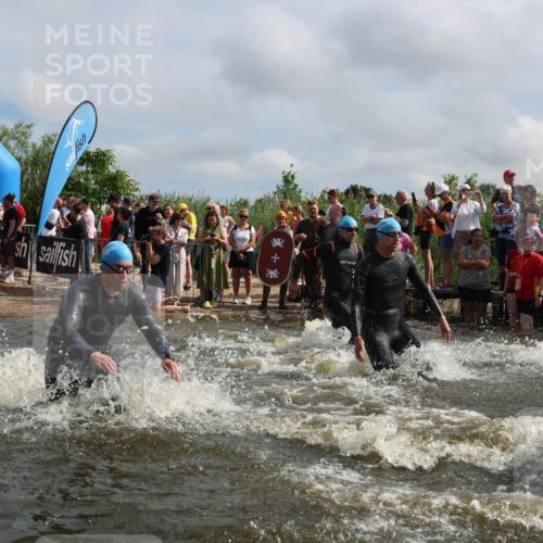 21.06.2026 - Viking Triathlon Michael Strokosch http://msf.ph/oto/9820978 21.06.2026 10:03:11 Schwimmen 49, 68, 80, 82, 170, 199, 200, 208, 348, 352, 356, 404, 467, 545, 612 meine-sportfotos.de