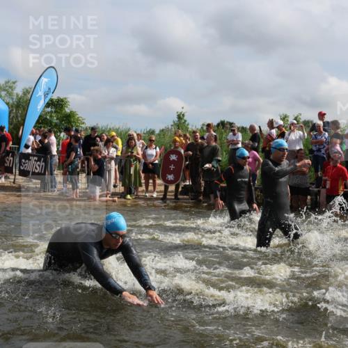 21.06.2026 - Viking Triathlon Michael Strokosch http://msf.ph/oto/9820979 21.06.2026 10:03:11 Schwimmen 49, 68, 80, 82, 170, 199, 200, 208, 348, 352, 356, 404, 467, 545, 612 meine-sportfotos.de