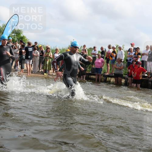 21.06.2026 - Viking Triathlon Michael Strokosch http://msf.ph/oto/9821015 21.06.2026 10:03:31 Schwimmen 53, 84, 95, 118, 143, 251, 303, 327, 328, 364, 423, 457, 556, 656, 667 meine-sportfotos.de