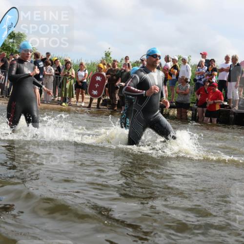 21.06.2026 - Viking Triathlon Michael Strokosch http://msf.ph/oto/9821017 21.06.2026 10:03:31 Schwimmen 53, 84, 95, 118, 143, 251, 303, 327, 328, 364, 423, 457, 556, 656, 667 meine-sportfotos.de