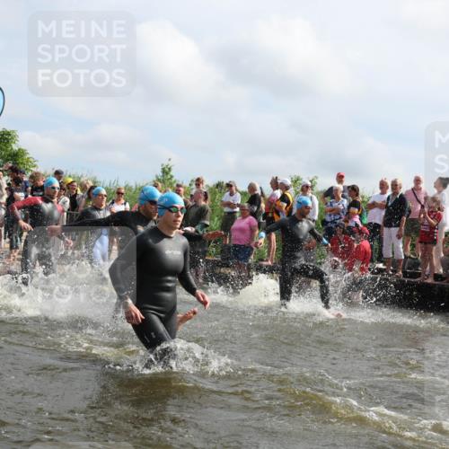 21.06.2026 - Viking Triathlon Michael Strokosch http://msf.ph/oto/9821037 21.06.2026 10:03:39 Schwimmen 53, 95, 137, 144, 229, 251, 323, 327, 340, 423, 436, 450, 458, 521, 559 meine-sportfotos.de