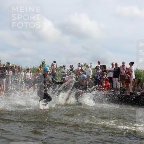 21.06.2026 - Viking Triathlon Michael Strokosch http://msf.ph/oto/9821048 21.06.2026 10:03:44 Schwimmen 137, 144, 229, 267, 287, 291, 323, 339, 340, 436, 450, 458, 521, 559, 649 meine-sportfotos.de