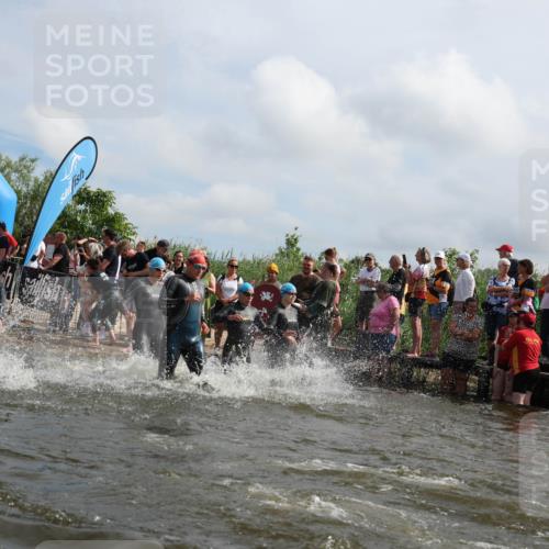 21.06.2026 - Viking Triathlon Michael Strokosch http://msf.ph/oto/9821069 21.06.2026 10:03:55 Schwimmen 122, 266, 267, 268, 287, 291, 339, 384, 460, 531, 552, 554, 608, 645, 649 meine-sportfotos.de