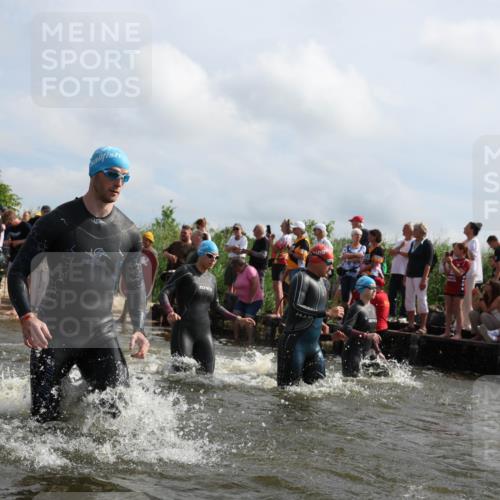 21.06.2026 - Viking Triathlon Michael Strokosch http://msf.ph/oto/9821075 21.06.2026 10:03:57 Schwimmen 122, 266, 268, 287, 291, 339, 384, 460, 531, 552, 554, 608, 645, 649 meine-sportfotos.de