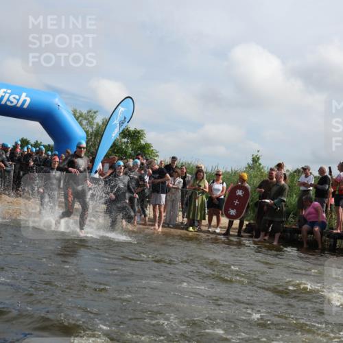21.06.2026 - Viking Triathlon Michael Strokosch http://msf.ph/oto/9821077 21.06.2026 10:03:58 Schwimmen 122, 266, 268, 287, 384, 460, 531, 552, 554, 608, 645 meine-sportfotos.de