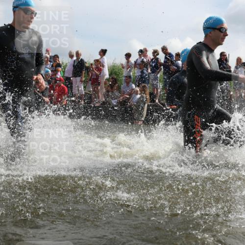 21.06.2026 - Viking Triathlon Michael Strokosch http://msf.ph/oto/9821088 21.06.2026 10:04:01 Schwimmen 122, 195, 197, 266, 268, 279, 333, 384, 460, 531, 552, 554, 608, 645, 654 meine-sportfotos.de