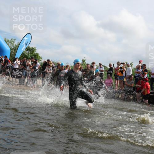 21.06.2026 - Viking Triathlon Michael Strokosch http://msf.ph/oto/9821133 21.06.2026 10:04:19 Schwimmen 96, 132, 179, 205, 213, 227, 239, 241, 256, 377, 411, 526, 602, 614, 666 meine-sportfotos.de