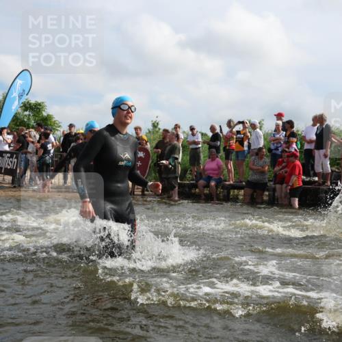 21.06.2026 - Viking Triathlon Michael Strokosch http://msf.ph/oto/9821140 21.06.2026 10:04:21 Schwimmen 96, 132, 179, 205, 213, 227, 239, 241, 256, 377, 411, 526, 602, 614, 666 meine-sportfotos.de