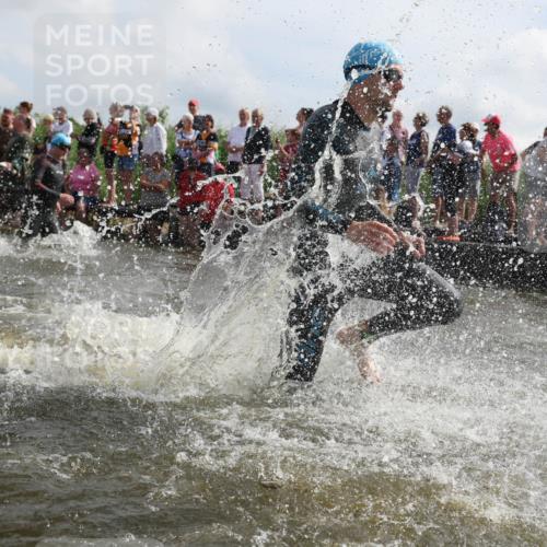 21.06.2026 - Viking Triathlon Michael Strokosch http://msf.ph/oto/9821163 21.06.2026 10:04:31 Schwimmen 125, 132, 167, 179, 241, 358, 398, 425, 465, 473, 590, 602, 614, 647, 658 meine-sportfotos.de