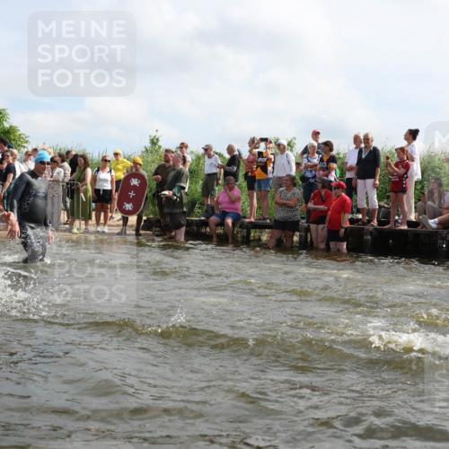 21.06.2026 - Viking Triathlon Michael Strokosch http://msf.ph/oto/9821180 21.06.2026 10:04:38 Schwimmen 44, 63, 125, 150, 167, 231, 232, 247, 349, 358, 398, 425, 465, 473, 484, 511, 590, 647 meine-sportfotos.de
