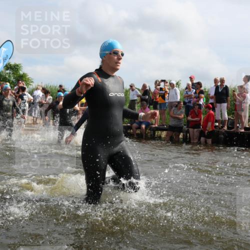 21.06.2026 - Viking Triathlon Michael Strokosch http://msf.ph/oto/9821185 21.06.2026 10:04:39 Schwimmen 44, 63, 150, 167, 231, 232, 247, 349, 355, 358, 425, 473, 484, 511, 647 meine-sportfotos.de