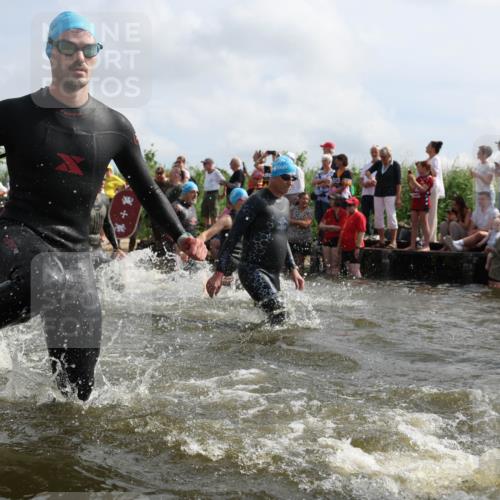 21.06.2026 - Viking Triathlon Michael Strokosch http://msf.ph/oto/9821189 21.06.2026 10:04:41 Schwimmen 44, 63, 150, 167, 231, 232, 247, 349, 355, 358, 425, 473, 484, 511, 647 meine-sportfotos.de
