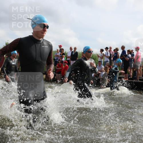 21.06.2026 - Viking Triathlon Michael Strokosch http://msf.ph/oto/9821222 21.06.2026 10:05:03 Schwimmen 214, 225, 297, 304, 318, 350, 353, 442, 456, 461, 492, 497, 508, 516, 650 meine-sportfotos.de