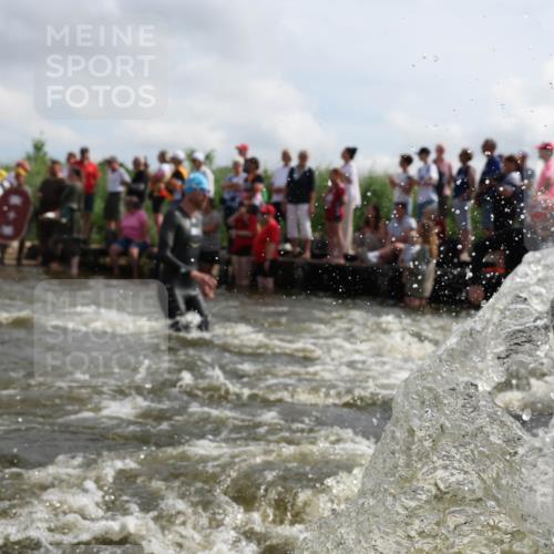 21.06.2026 - Viking Triathlon Michael Strokosch http://msf.ph/oto/9821225 21.06.2026 10:05:03 Schwimmen 214, 225, 297, 304, 318, 350, 353, 442, 456, 461, 492, 497, 508, 516, 650 meine-sportfotos.de