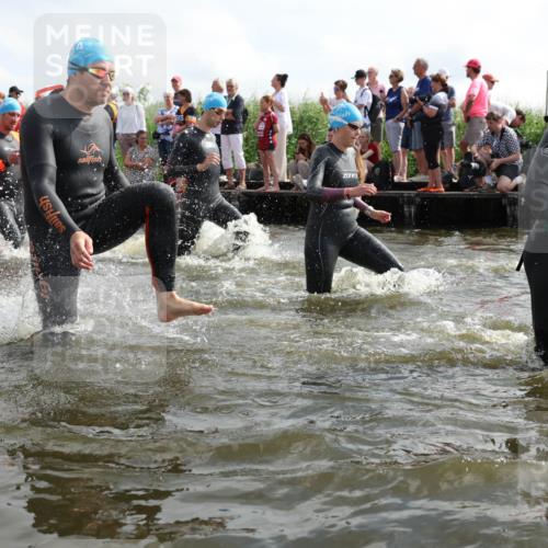 21.06.2026 - Viking Triathlon Michael Strokosch http://msf.ph/oto/9821245 21.06.2026 10:05:12 Schwimmen 165, 198, 211, 225, 296, 297, 301, 304, 370, 442, 497, 519, 562, 601, 617 meine-sportfotos.de