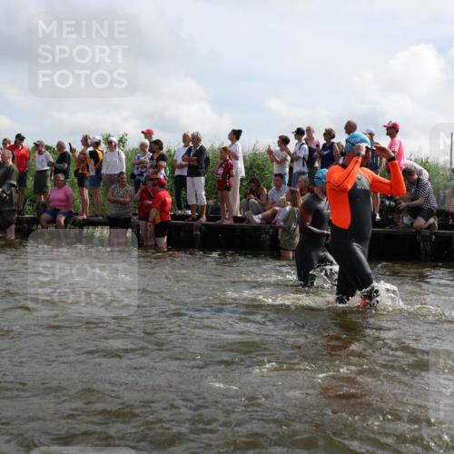 21.06.2026 - Viking Triathlon Michael Strokosch http://msf.ph/oto/9821249 21.06.2026 10:05:14 Schwimmen 33, 165, 198, 211, 296, 301, 341, 370, 472, 493, 519, 562, 601, 617, 632 meine-sportfotos.de