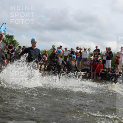 21.06.2026 - Viking Triathlon Michael Strokosch http://msf.ph/oto/9821315 21.06.2026 10:05:46 Schwimmen 45, 78, 160, 183, 193, 234, 316, 387, 393, 399, 482, 528, 567, 578, 663 meine-sportfotos.de
