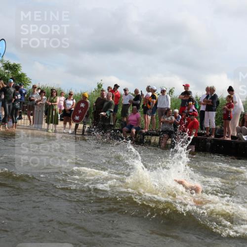 21.06.2026 - Viking Triathlon Michael Strokosch http://msf.ph/oto/9821331 21.06.2026 10:05:53 Schwimmen 45, 78, 156, 160, 183, 193, 282, 316, 393, 498, 505, 528, 563, 567, 578 meine-sportfotos.de