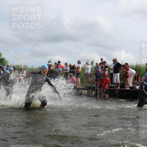 21.06.2026 - Viking Triathlon Michael Strokosch http://msf.ph/oto/9821359 21.06.2026 10:06:06 Schwimmen 91, 93, 147, 153, 162, 173, 185, 259, 261, 273, 368, 405, 443, 479, 541 meine-sportfotos.de