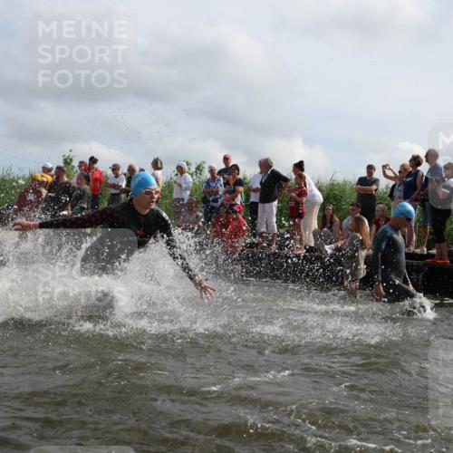 21.06.2026 - Viking Triathlon Michael Strokosch http://msf.ph/oto/9821361 21.06.2026 10:06:06 Schwimmen 91, 93, 147, 153, 162, 173, 185, 259, 261, 273, 368, 405, 443, 479, 541 meine-sportfotos.de