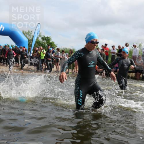 21.06.2026 - Viking Triathlon Michael Strokosch http://msf.ph/oto/9821381 21.06.2026 10:06:18 Schwimmen 41, 153, 162, 184, 190, 248, 274, 312, 368, 378, 479, 489, 533, 541, 550, 603 meine-sportfotos.de