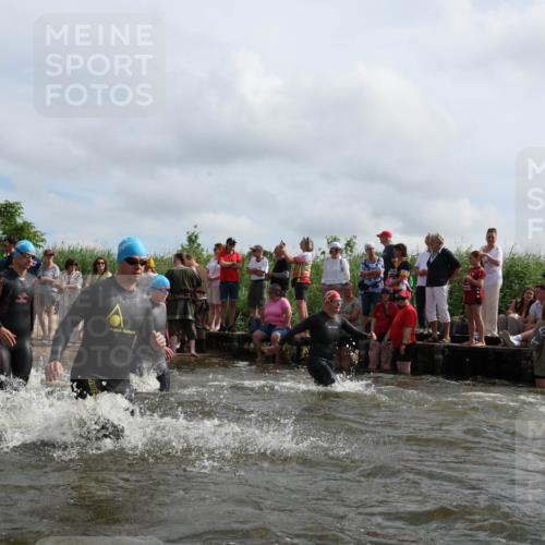 21.06.2026 - Viking Triathlon Michael Strokosch http://msf.ph/oto/9821385 21.06.2026 10:06:22 Schwimmen 41, 85, 184, 190, 248, 274, 312, 378, 489, 522, 533, 539, 550, 577, 603 meine-sportfotos.de