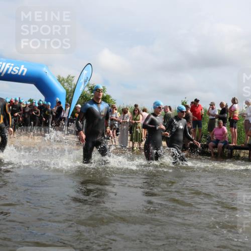 21.06.2026 - Viking Triathlon Michael Strokosch http://msf.ph/oto/9821451 21.06.2026 10:07:02 Schwimmen 37, 54, 60, 69, 94, 123, 307, 314, 329, 345, 369, 449, 609, 615, 668 meine-sportfotos.de