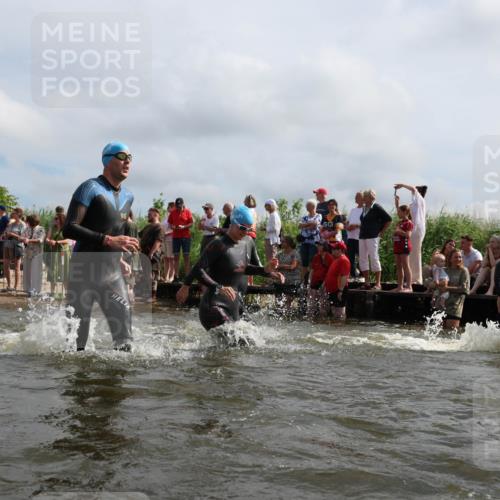 21.06.2026 - Viking Triathlon Michael Strokosch http://msf.ph/oto/9821454 21.06.2026 10:07:03 Schwimmen 37, 54, 60, 69, 94, 123, 289, 307, 314, 329, 345, 369, 449, 555, 615, 668 meine-sportfotos.de