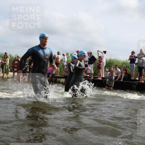 21.06.2026 - Viking Triathlon Michael Strokosch http://msf.ph/oto/9821456 21.06.2026 10:07:03 Schwimmen 37, 54, 60, 69, 94, 123, 289, 307, 314, 329, 345, 369, 449, 555, 615, 668 meine-sportfotos.de