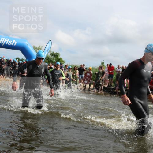 21.06.2026 - Viking Triathlon Michael Strokosch http://msf.ph/oto/9821477 21.06.2026 10:07:14 Schwimmen 37, 116, 135, 163, 289, 390, 401, 469, 470, 483, 523, 555, 574, 662 meine-sportfotos.de