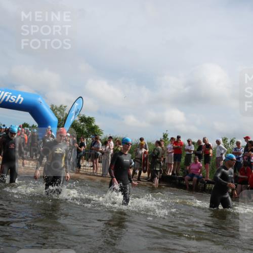 21.06.2026 - Viking Triathlon Michael Strokosch http://msf.ph/oto/9821573 21.06.2026 10:08:03 Schwimmen 57, 71, 178, 182, 217, 257, 295, 298, 388, 424, 427, 494, 534, 607, 635 meine-sportfotos.de
