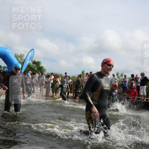 21.06.2026 - Viking Triathlon Michael Strokosch http://msf.ph/oto/9821581 21.06.2026 10:08:06 Schwimmen 57, 59, 71, 172, 178, 182, 257, 382, 424, 427, 433, 534, 607, 635, 642 meine-sportfotos.de