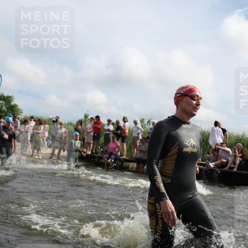 21.06.2026 - Viking Triathlon Michael Strokosch http://msf.ph/oto/9821583 21.06.2026 10:08:06 Schwimmen 57, 59, 71, 172, 178, 182, 257, 382, 424, 427, 433, 534, 607, 635, 642 meine-sportfotos.de