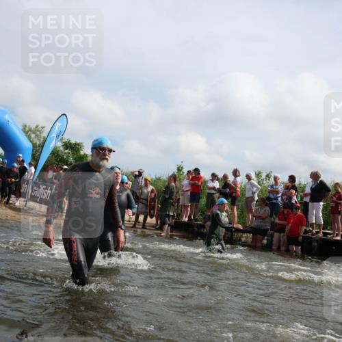 21.06.2026 - Viking Triathlon Michael Strokosch http://msf.ph/oto/9821586 21.06.2026 10:08:07 Schwimmen 57, 59, 71, 172, 178, 182, 257, 382, 424, 427, 433, 534, 607, 635, 642 meine-sportfotos.de