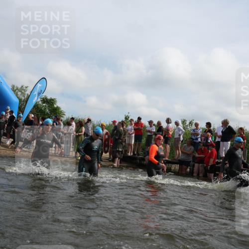 21.06.2026 - Viking Triathlon Michael Strokosch http://msf.ph/oto/9821596 21.06.2026 10:08:13 Schwimmen 59, 71, 101, 172, 182, 223, 250, 283, 335, 382, 416, 421, 424, 427, 433, 434, 463, 564, 607, 642 meine-sportfotos.de