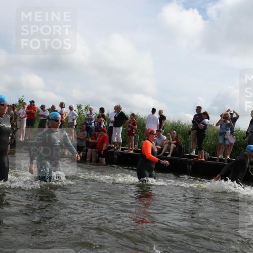 21.06.2026 - Viking Triathlon Michael Strokosch http://msf.ph/oto/9821600 21.06.2026 10:08:15 Schwimmen 59, 101, 172, 223, 250, 283, 335, 382, 416, 421, 433, 434, 463, 564, 642 meine-sportfotos.de