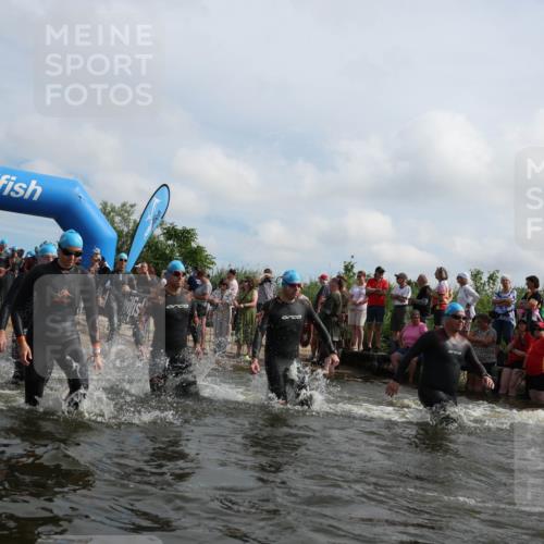 21.06.2026 - Viking Triathlon Michael Strokosch http://msf.ph/oto/9821603 21.06.2026 10:08:18 Schwimmen 59, 101, 172, 223, 250, 283, 335, 382, 416, 421, 433, 434, 463, 564, 642 meine-sportfotos.de