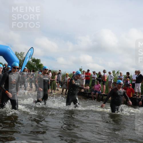 21.06.2026 - Viking Triathlon Michael Strokosch http://msf.ph/oto/9821604 21.06.2026 10:08:18 Schwimmen 59, 101, 172, 223, 250, 283, 335, 382, 416, 421, 433, 434, 463, 564, 642 meine-sportfotos.de