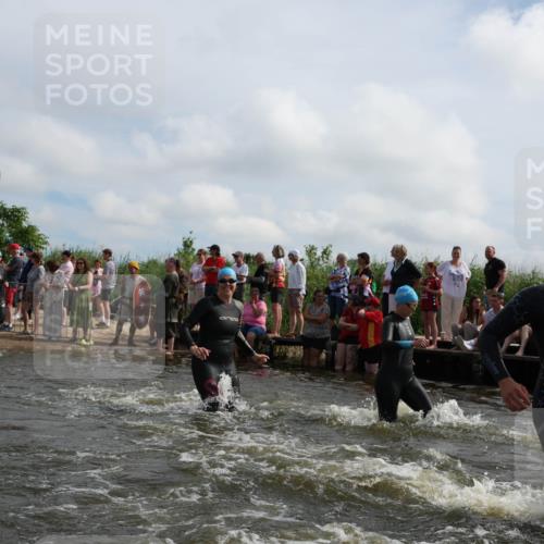 21.06.2026 - Viking Triathlon Michael Strokosch http://msf.ph/oto/9821650 21.06.2026 10:08:44 Schwimmen 75, 92, 105, 196, 203, 207, 224, 254, 272, 322, 324, 365, 389, 409, 476, 549, 629, 661 meine-sportfotos.de