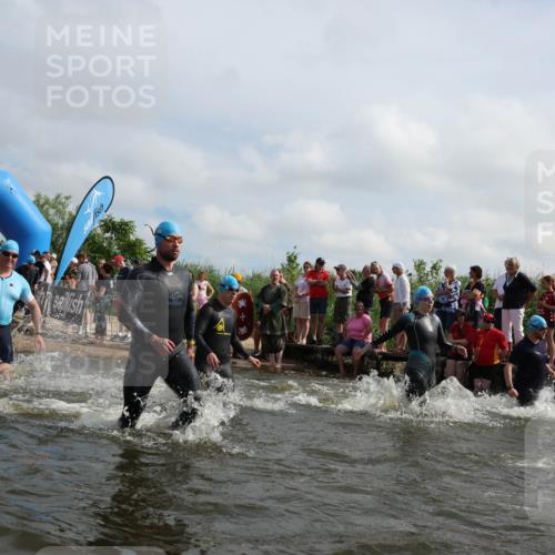 21.06.2026 - Viking Triathlon Michael Strokosch http://msf.ph/oto/9821691 21.06.2026 10:09:02 Schwimmen 40, 70, 77, 106, 139, 181, 237, 252, 344, 362, 509, 542, 631, 652 meine-sportfotos.de