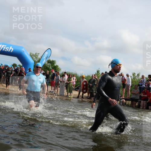 21.06.2026 - Viking Triathlon Michael Strokosch http://msf.ph/oto/9821694 21.06.2026 10:09:03 Schwimmen 40, 70, 77, 106, 139, 181, 237, 252, 344, 362, 509, 542, 631, 652 meine-sportfotos.de