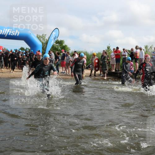 21.06.2026 - Viking Triathlon Michael Strokosch http://msf.ph/oto/9821704 21.06.2026 10:09:07 Schwimmen 70, 77, 106, 155, 252, 347, 362, 431, 502, 509, 542, 631, 639, 652 meine-sportfotos.de
