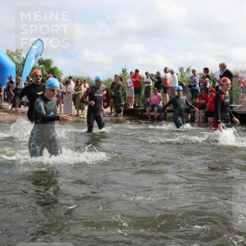 21.06.2026 - Viking Triathlon Michael Strokosch http://msf.ph/oto/9821706 21.06.2026 10:09:08 Schwimmen 70, 77, 106, 155, 252, 347, 362, 431, 502, 509, 542, 631, 639, 652 meine-sportfotos.de