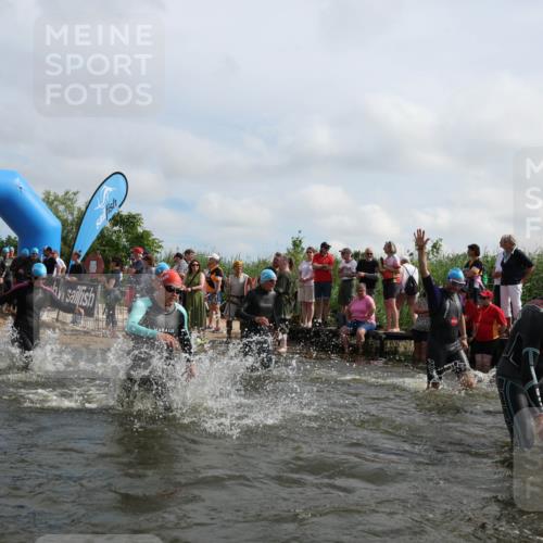 21.06.2026 - Viking Triathlon Michael Strokosch http://msf.ph/oto/9821739 21.06.2026 10:09:22 Schwimmen 52, 61, 127, 141, 309, 385, 439, 504, 512, 529, 532, 538, 561, 646, 670 meine-sportfotos.de